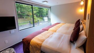 Deluxe Triple (Non-smoking) | View from room