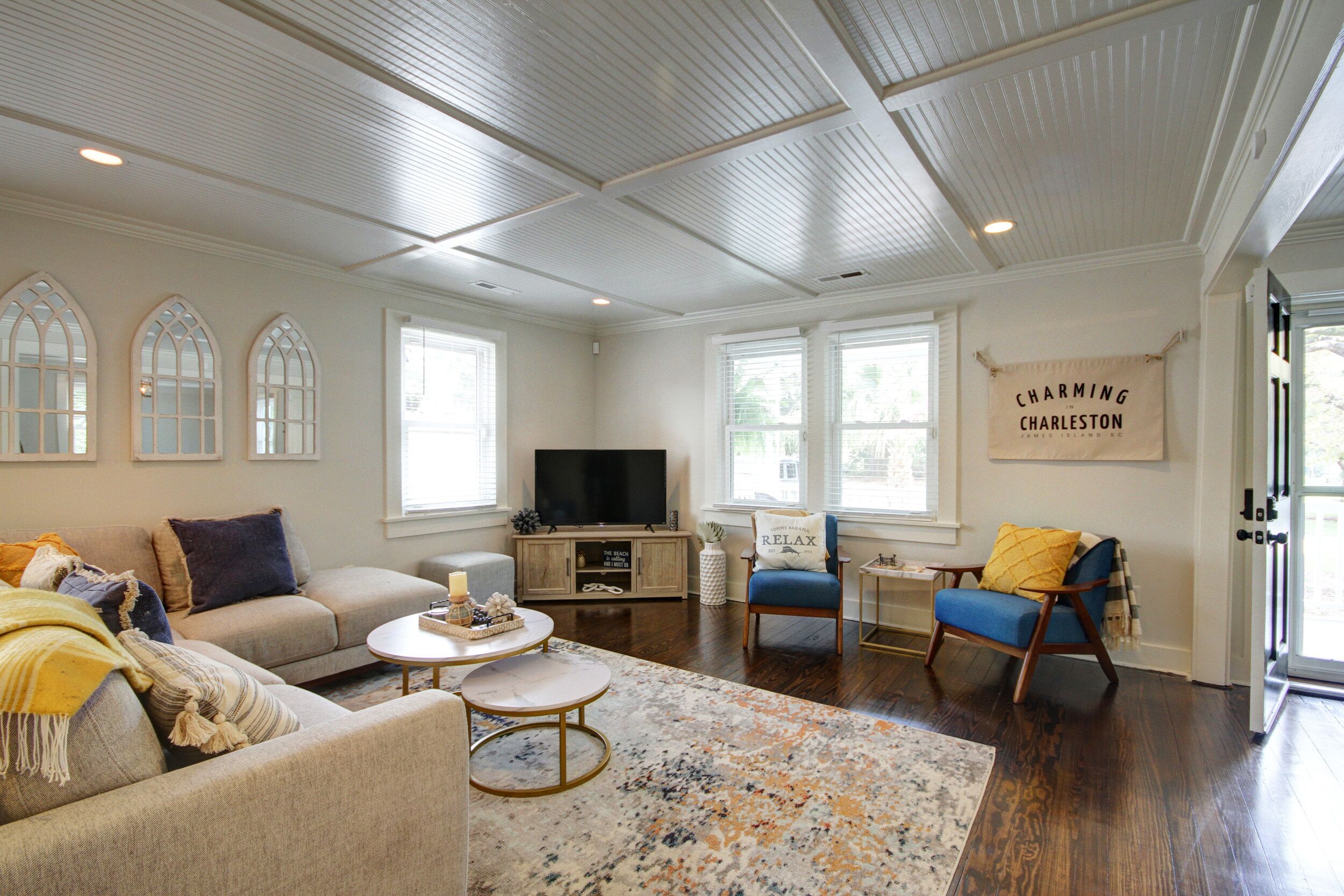 Charming in Charleston - Close to Downtown & Folly Beach