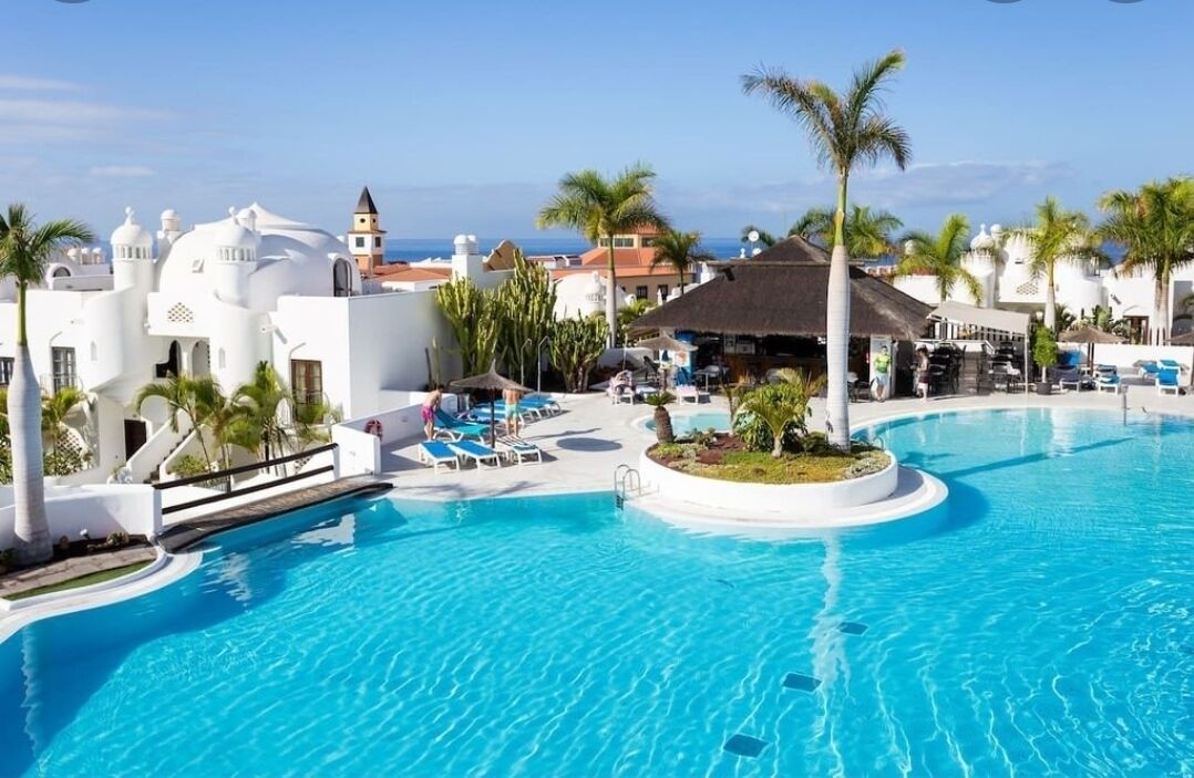 Piscine couverte, piscine extérieure