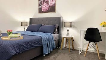 2 bedrooms, desk, iron/ironing board, travel cot