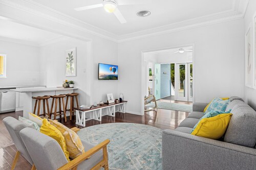 The Blue Beachside Bungalow