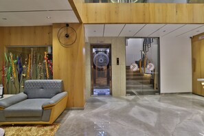 Lobby - 7 Orbit Hotel Surat (Surat)