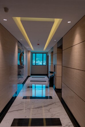 Front of property - Parkside Gayo Petro Hotel (Takengon)