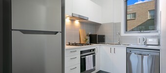 Wentworthville 2 Bedrooms Apartment with Free Parking by KozyGuru