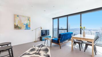 City Apartment, 3 Bedrooms, Kitchen, City View | Living area | Flat-screen TV