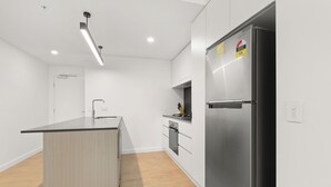 Apartemen, 2 kamar tidur | Dapur pribadi | Lemari es besar, microwave, oven, dan kompor