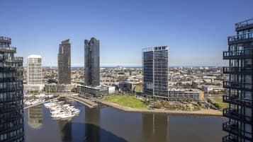 Appartement Ville, 1 chambre, balcon, vue ville | Vue de la chambre
