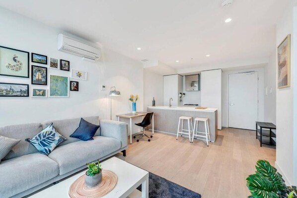 Apartemen Comfort, 1 kamar tidur | Area keluarga | TV layar datar