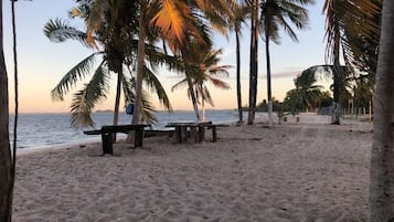 En la playa