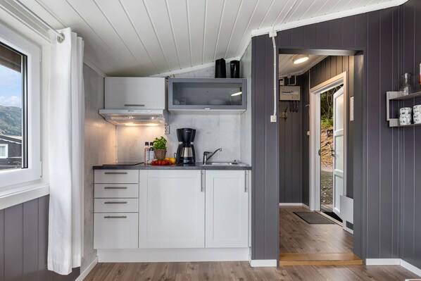 Furustigen 3 beds | Private kitchen | Fridge, cookware/dishes/utensils