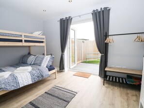 Cottage | Interior - Ocean View (Hayling Island)