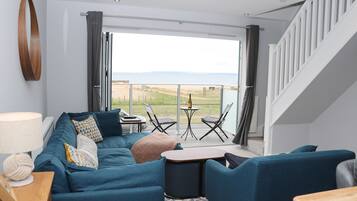 Cottage | Ruang keluarga