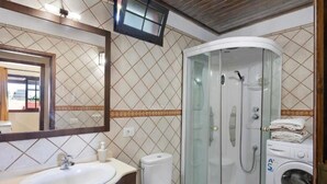 مناشف