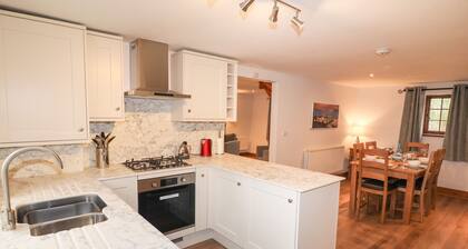 Fryston Cottage