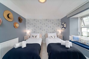 2 dormitorios, tabla de planchar con plancha, wifi y ropa de cama