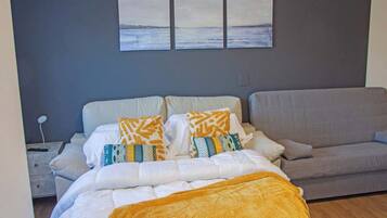 1 bedroom, individually decorated, individually furnished, free WiFi