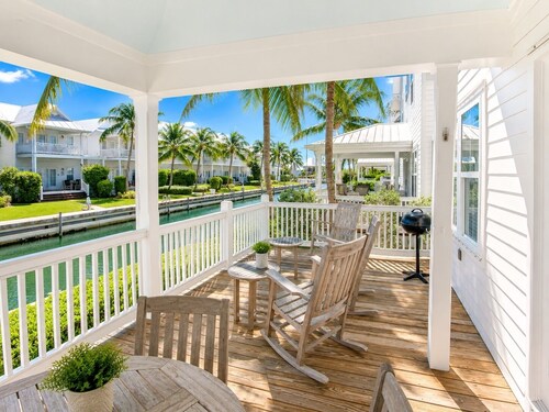 Coral Lagoon Updated Single Family Home with 40' Boat Slip directly behind home