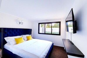 1 chambre, fer et planche à repasser, Wi-Fi gratuit