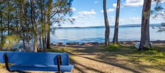 Peaceful Waterfront, wheelchair accessible - Stunning Location for Family Holiday