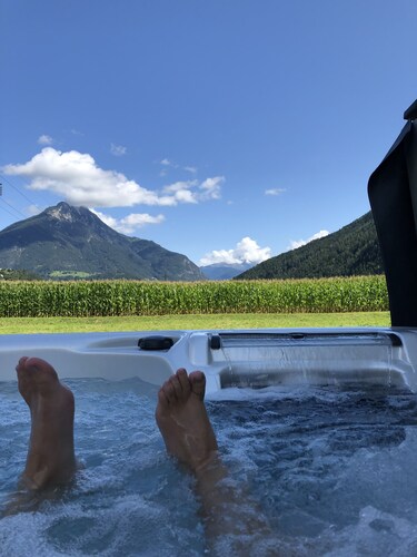 Ap. Deluxe with whirlpool and Finnish barrel sauna