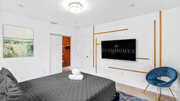 4 habitaciones, tabla de planchar con plancha y cuna de viaje