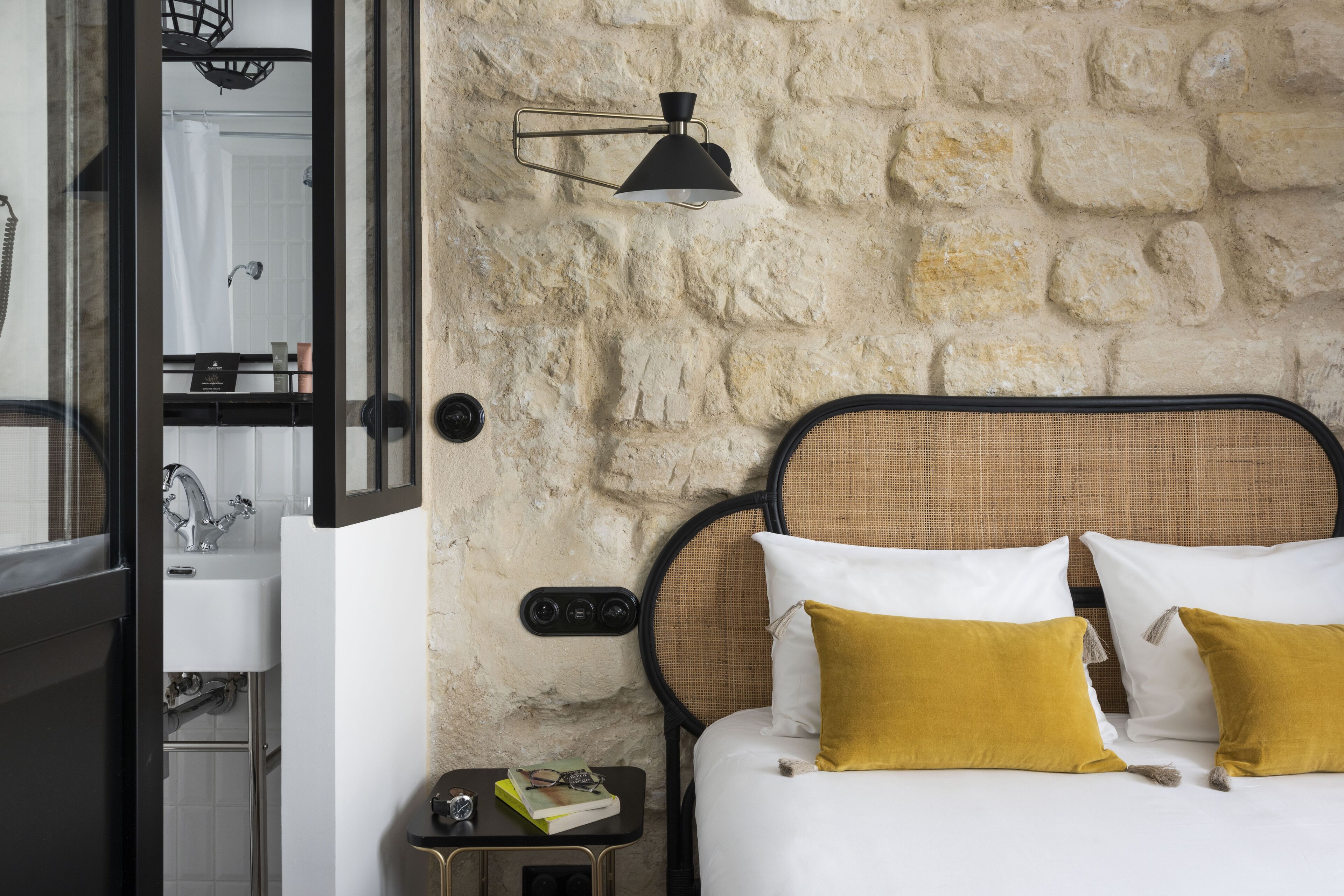 double room, courtyard view | 1 bedroom, desk, laptop workspace, soundproofing