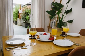 Dining - Atlantic Hideaway (Newquay)