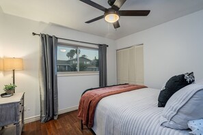 3 bedrooms, iron/ironing board, travel cot, free WiFi