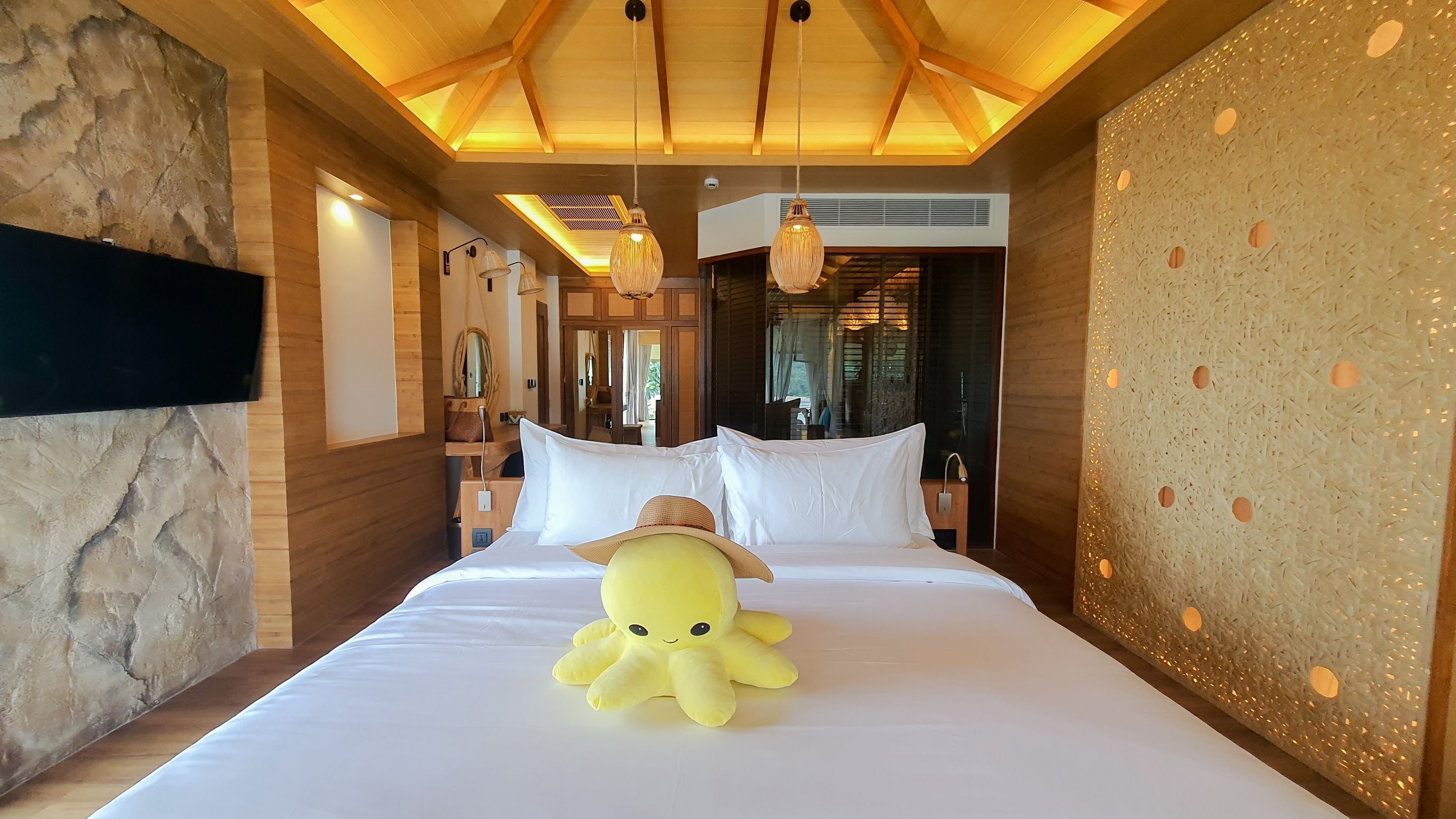 Villa Familiale, 2 chambres, piscine privée (Sinae Family 2 Bedrooms Pool Villa) | Literie de qualité supérieure, coffres-forts dans les chambres, bureau