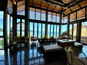 Sala de estar en el lobby