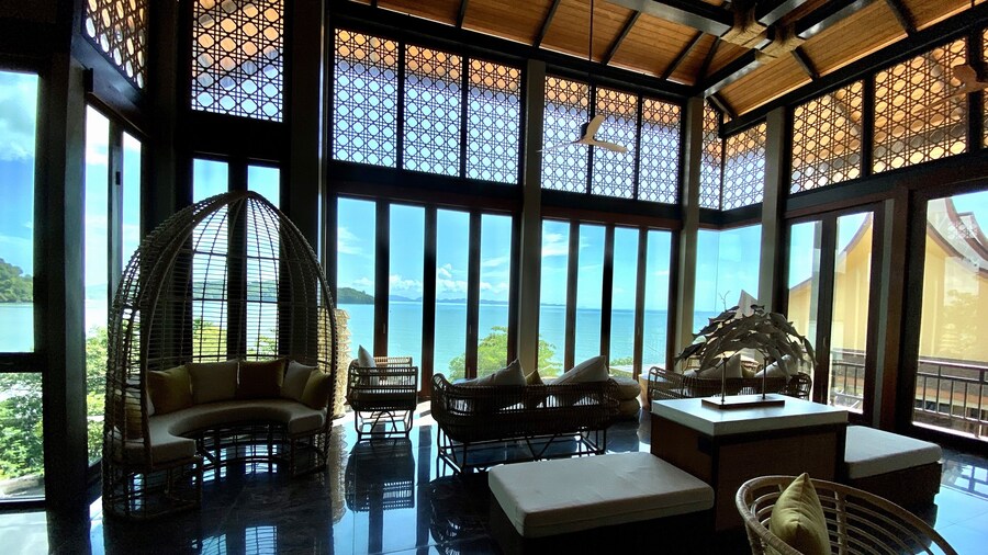 SINAE Phuket Luxury Hotel