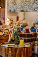 Se ofrece un desayuno bufé todos los días (por un coste adicional)