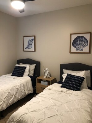 2 dormitorios, tabla de planchar con plancha, wifi gratis y ropa de cama