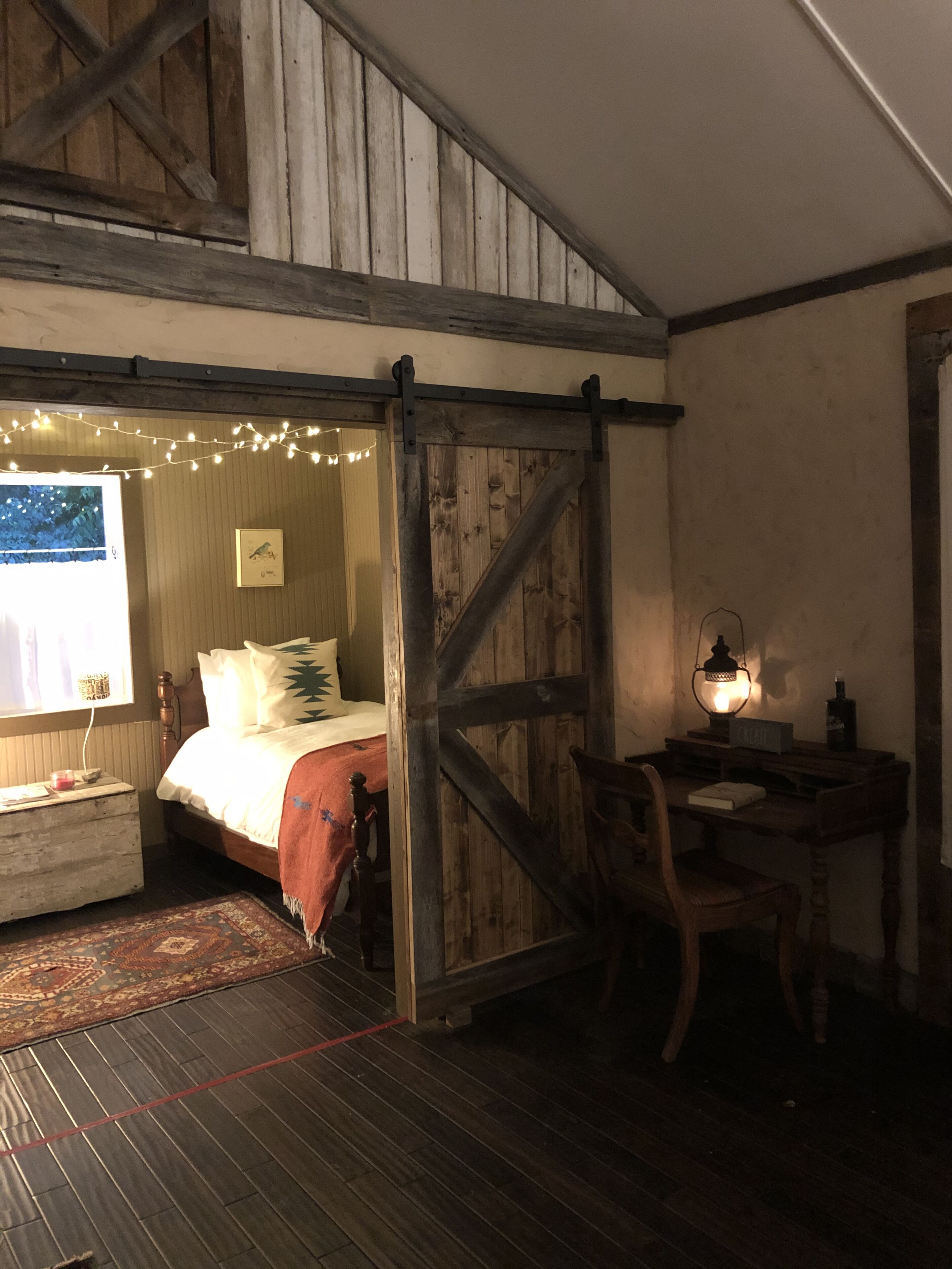 2 soverom, internettilgang og sengetøy