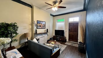 Smart TV, offices, computer monitors