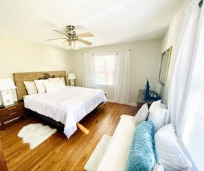 4 bedrooms, iron/ironing board, travel cot, free WiFi