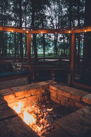 Property grounds - Private - Secluded Cabin, close to Windrock (Oliver Springs)