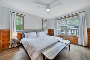 Cabin, Multiple Beds, Hot Tub | 5 bedrooms, free WiFi, bed sheets - Wilderness Calls (Sevierville)