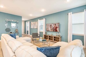 TV, video-game console, foosball, table tennis - Animated Villa with Games Room at Encore (Kissimmee)