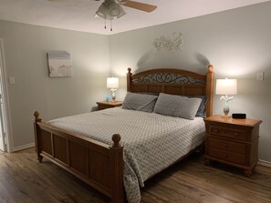 4 chambres, bureau, fer et planche à repasser, Wi-Fi gratuit