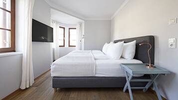 Large 2 Bedroom Apartment | Hochwertige Bettwaren, laptopgeeigneter Arbeitsplatz