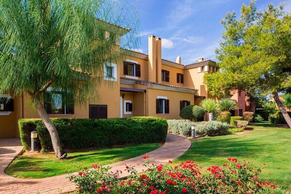 Exterior - Marriott's Club Son Antem Resort - 3 Bed Villa. (Llucmajor)