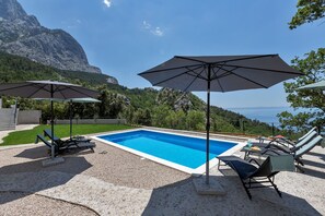 Piscine extérieure, piscine chauffée