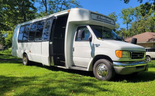 Limo Party Tailgate Bus