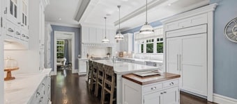 Sagaponack, Hamptons Designer Luxury, Tennis Court and 8 Bedrooms
