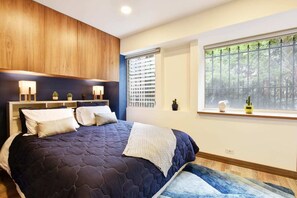 3 عدّة غرف نوم وخزنة داخل الغرفة ومكواة/لوح كي وواي فاي مجانًا