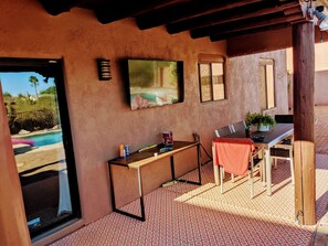 Outdoor dining - Modern Desert Oasis  (Tucson)