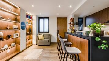 Sala de estar en el lobby