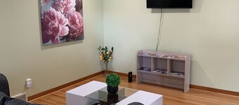 Private Brick 1100 SQ Ft Home {2 Min To Falls!}