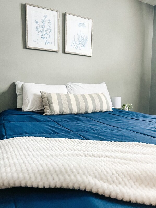 1 chambre, fer et planche à repasser, Wi-Fi, draps fournis